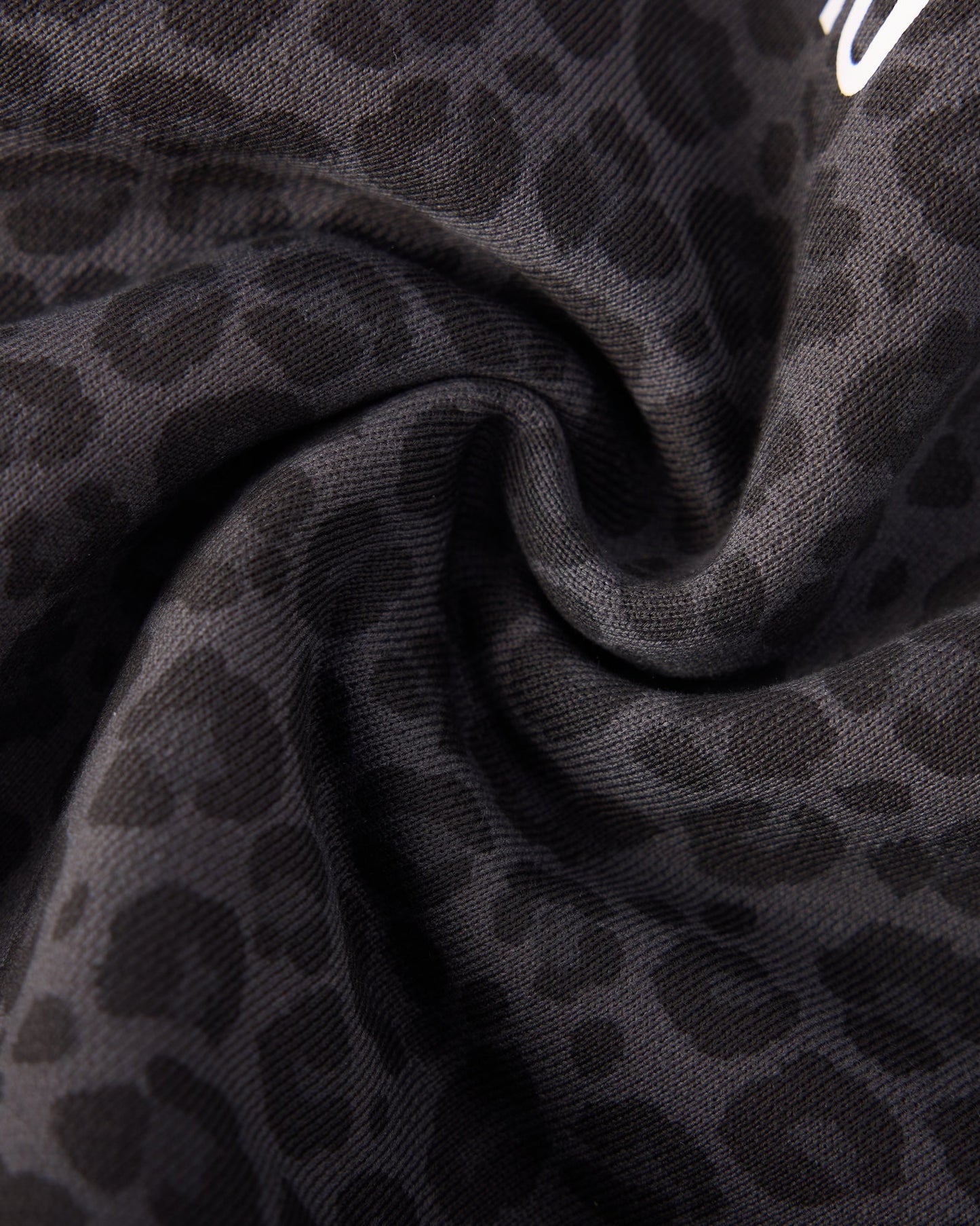 LEOPARD ART HOODIE - BLACK