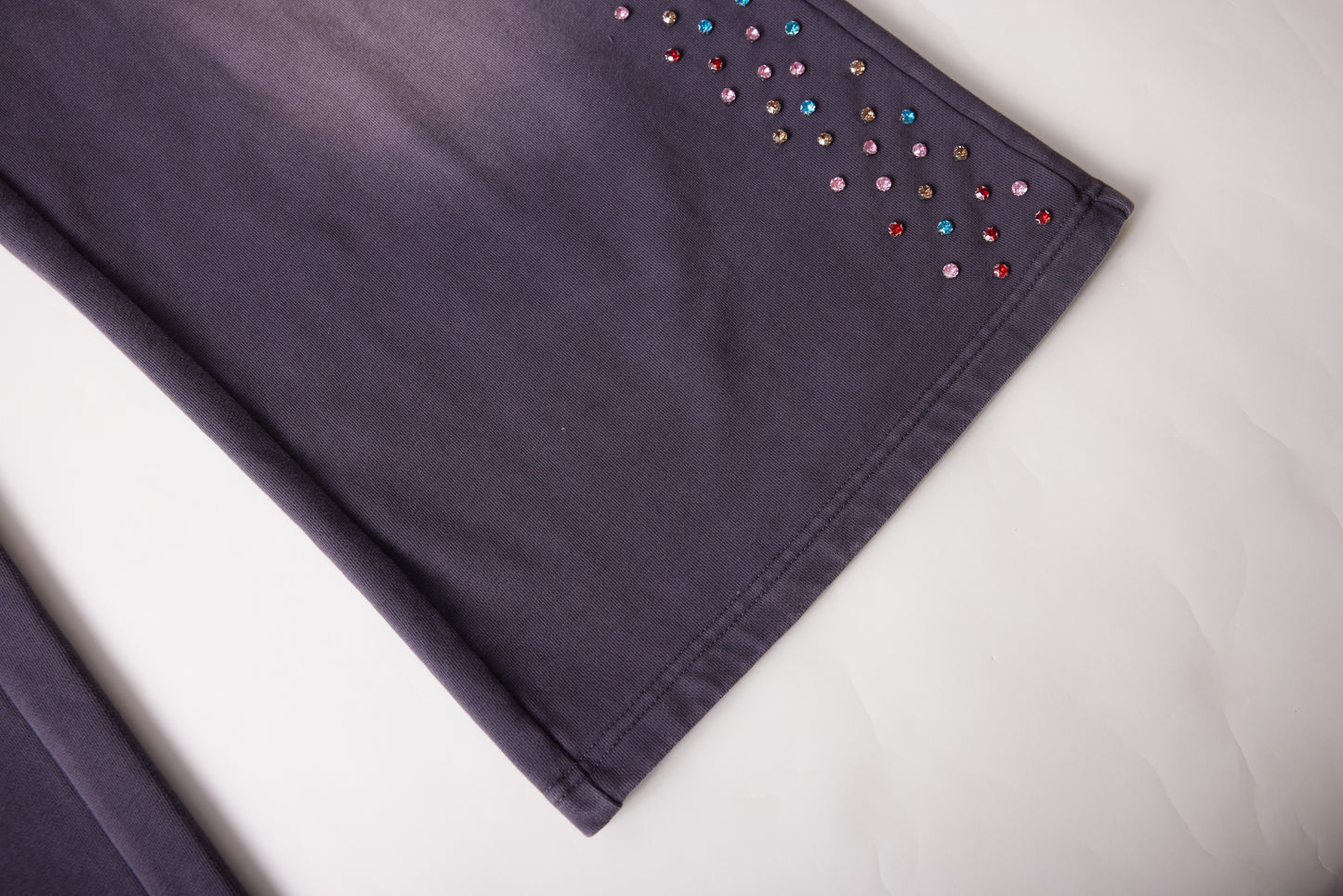 CRYSTAL CACTUS SWEATS - VINTAGE BLACK