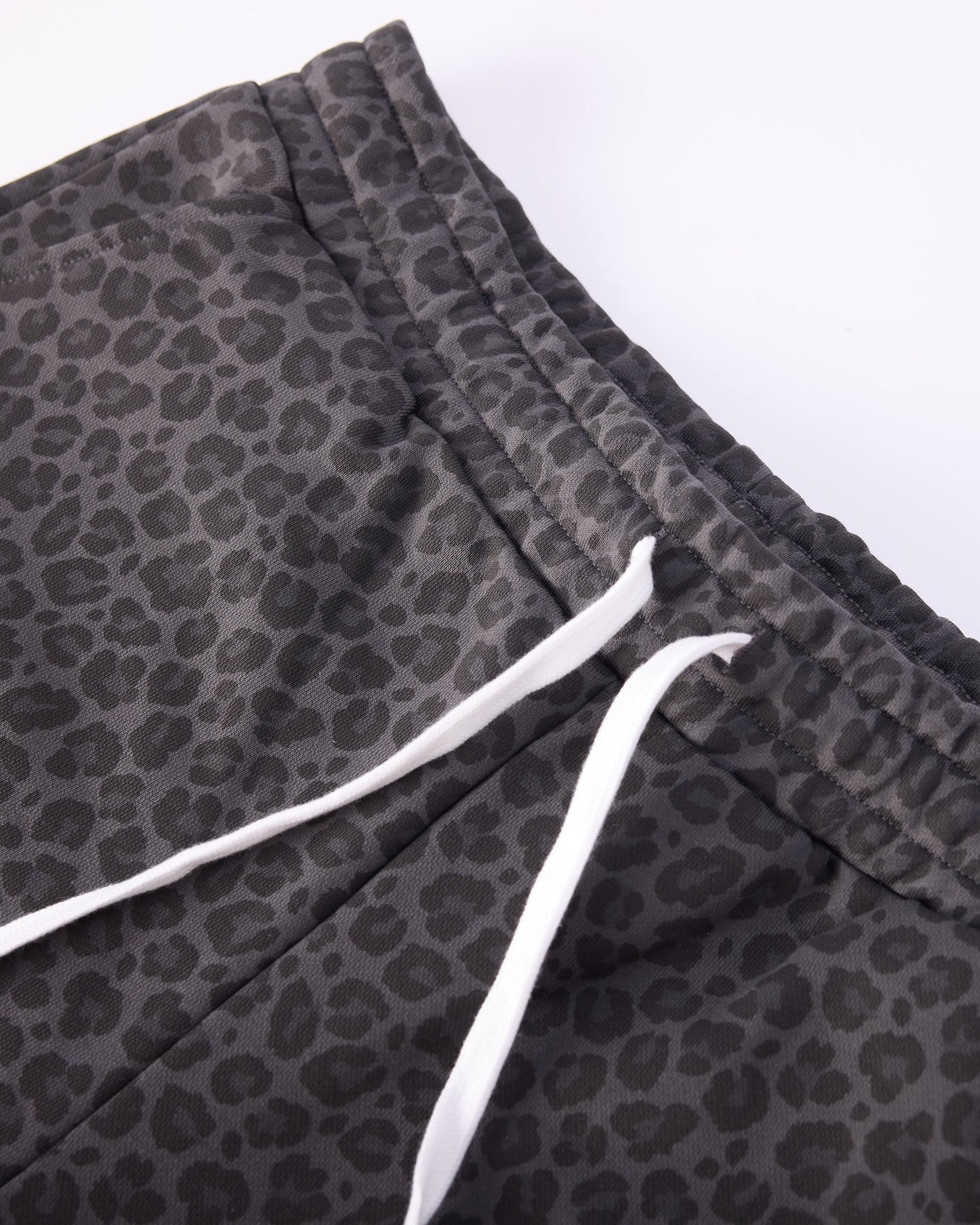 Leopard Art Sweat Pants - Black