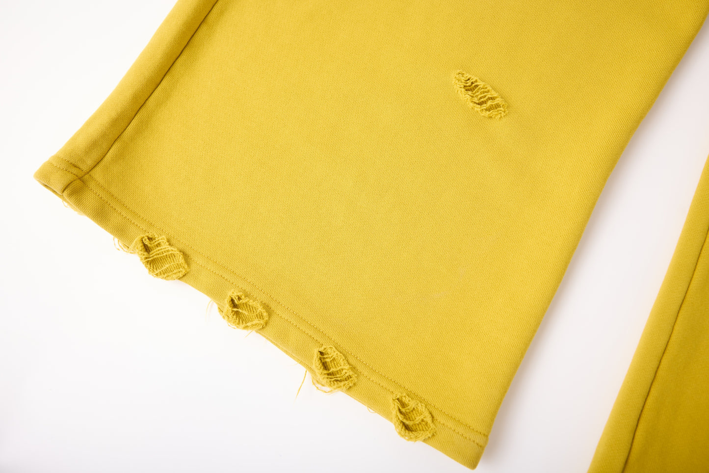 EAGLE VALLEY DISTRESSED SWEATS