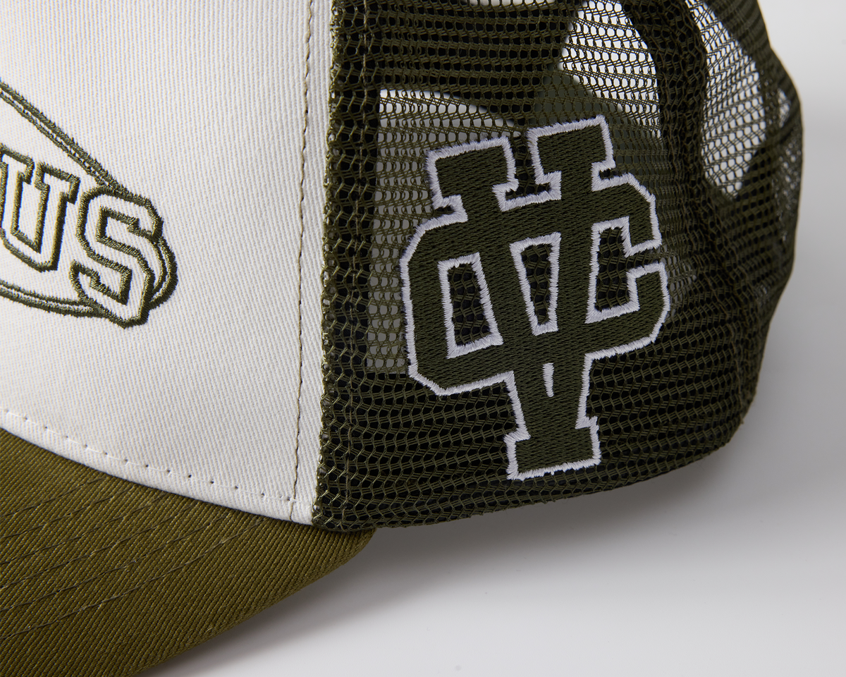 COLLEGIATE CAP