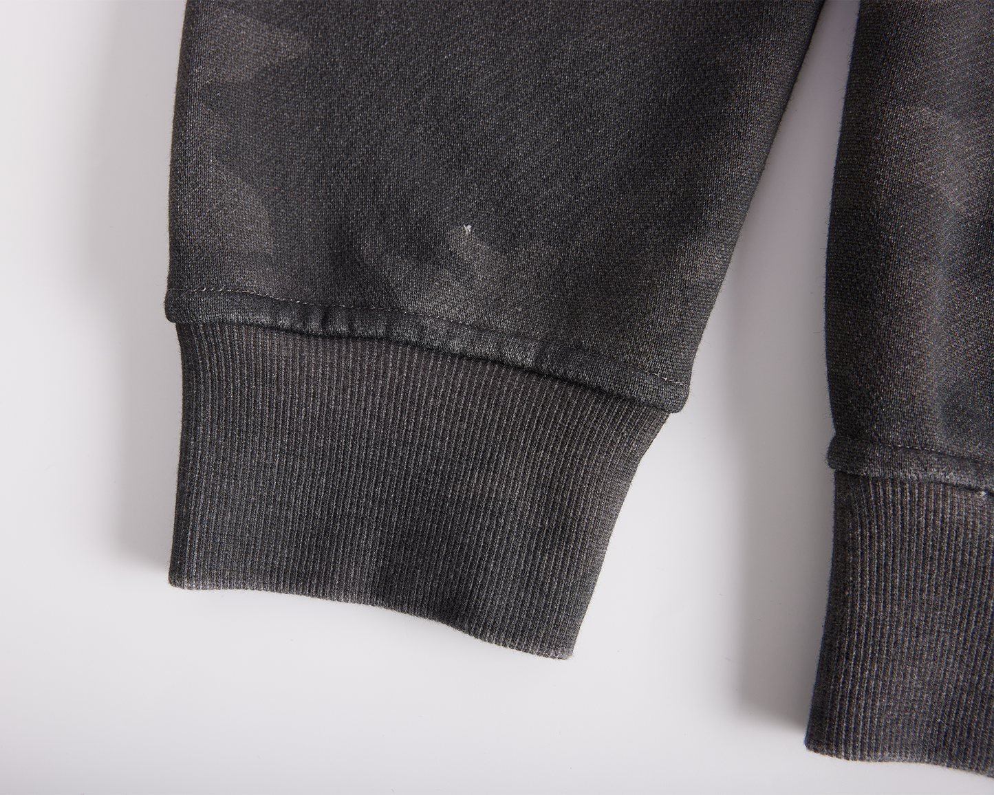 DARK CAMO ZIP UP HOODIE