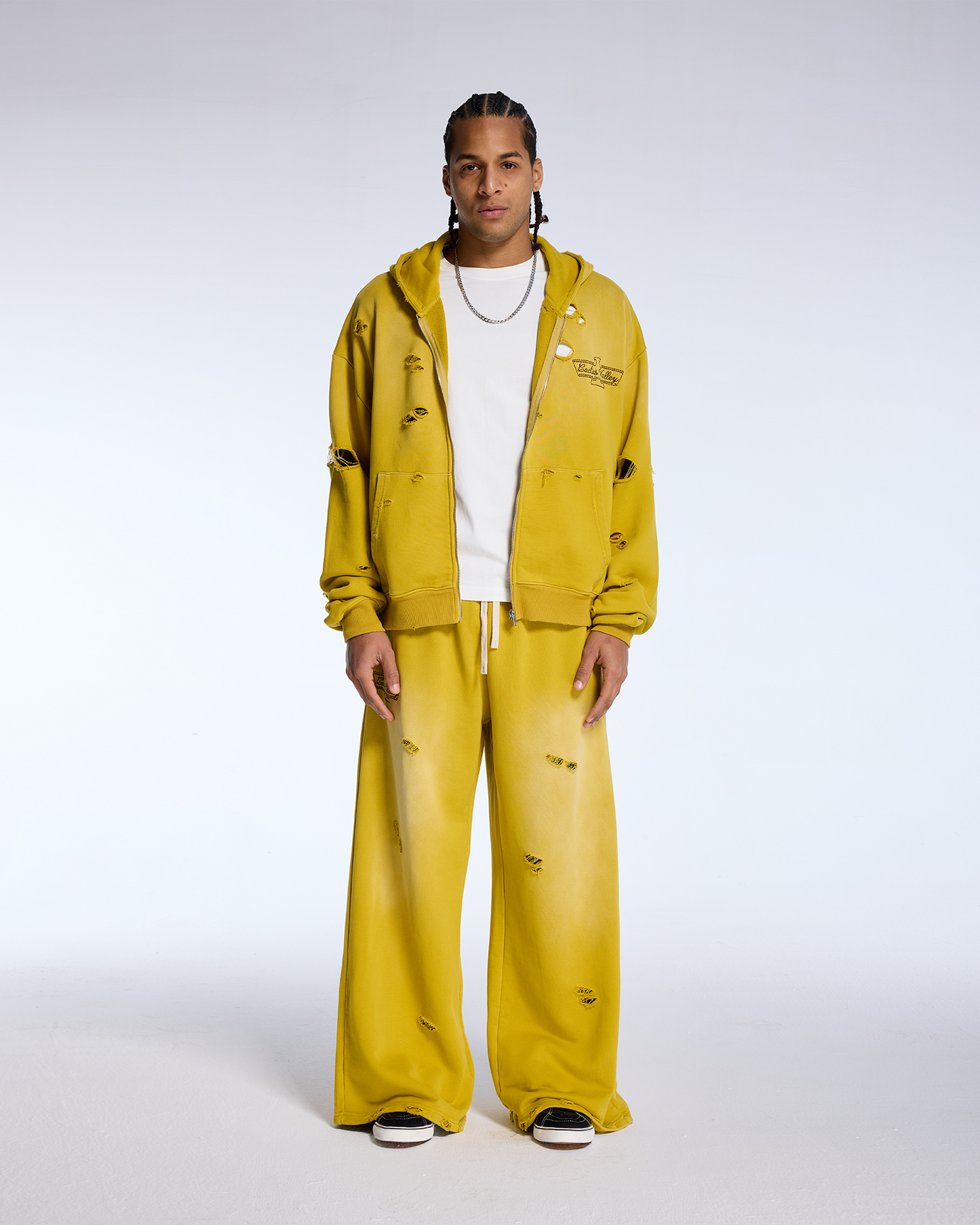 EAGLE VALLEY DISTRESSED HOODIE