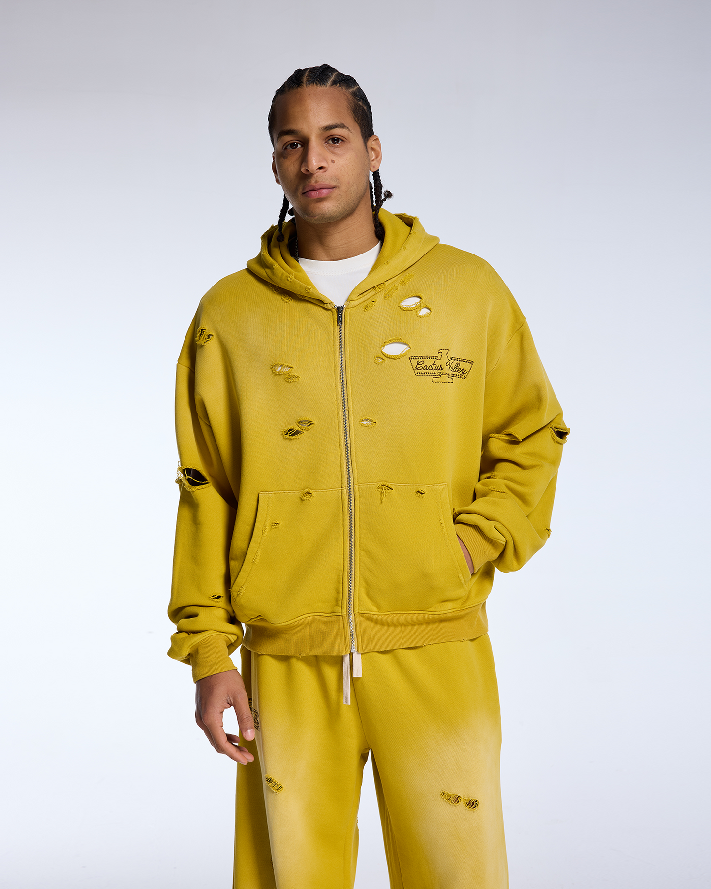 EAGLE VALLEY DISTRESSED HOODIE