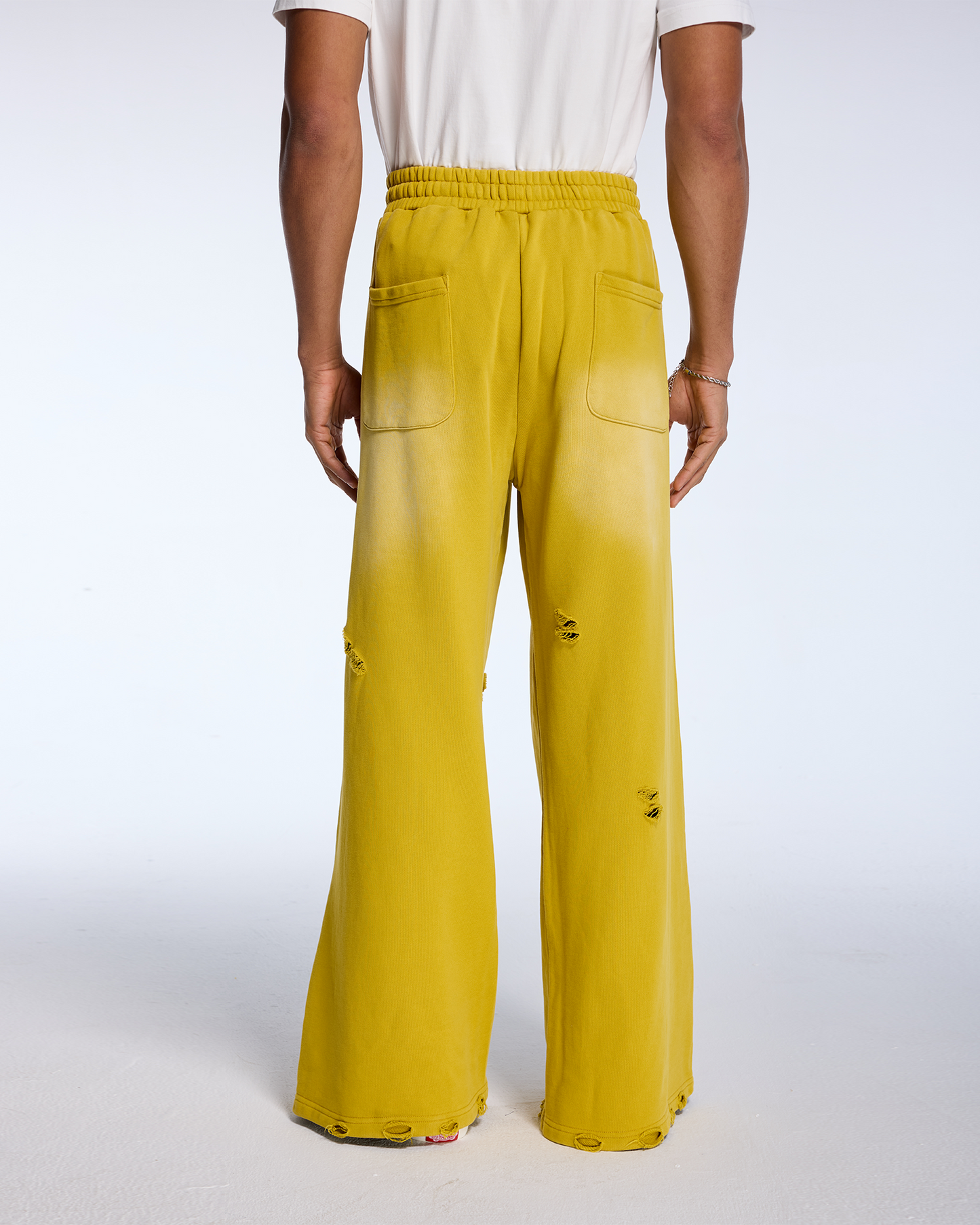 EAGLE VALLEY DISTRESSED SWEATS