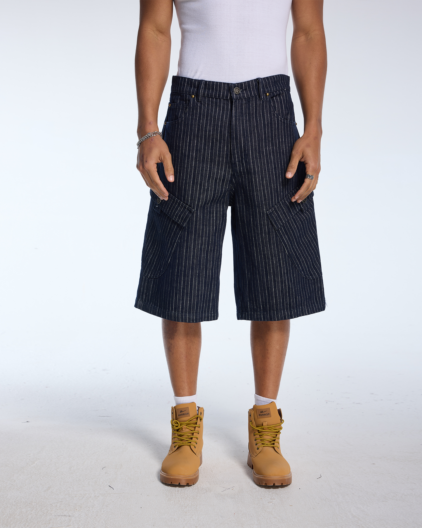 SIDE STRIPE JORTS
